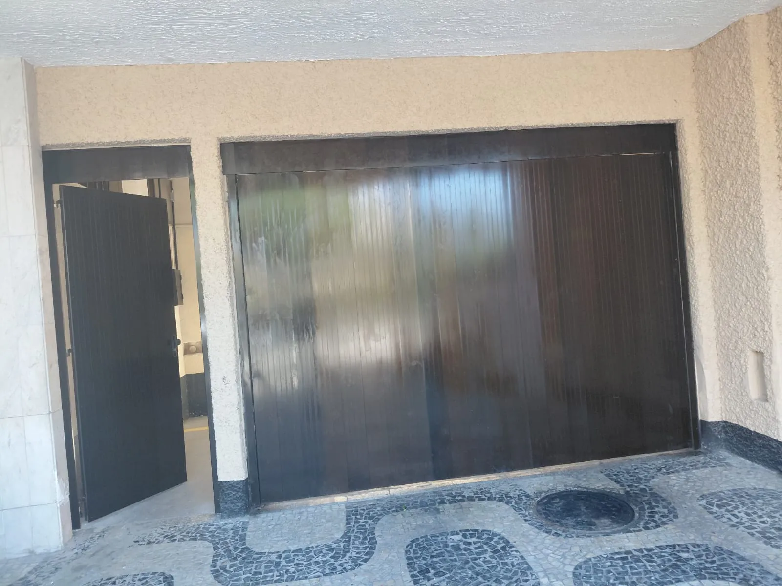Fabricação de portão de garagem